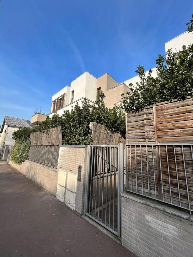 Modern And Bright Apartment Near Paris ลา คูร์เนิฟ ภายนอก รูปภาพ