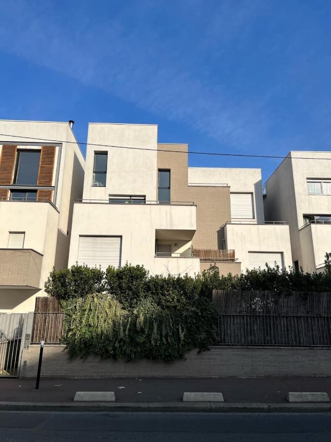 Modern And Bright Apartment Near Paris ลา คูร์เนิฟ ภายนอก รูปภาพ