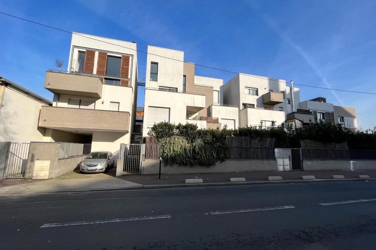 Modern And Bright Apartment Near Paris ลา คูร์เนิฟ ภายนอก รูปภาพ