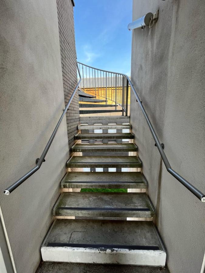 Modern And Bright Apartment Near Paris ลา คูร์เนิฟ ภายนอก รูปภาพ